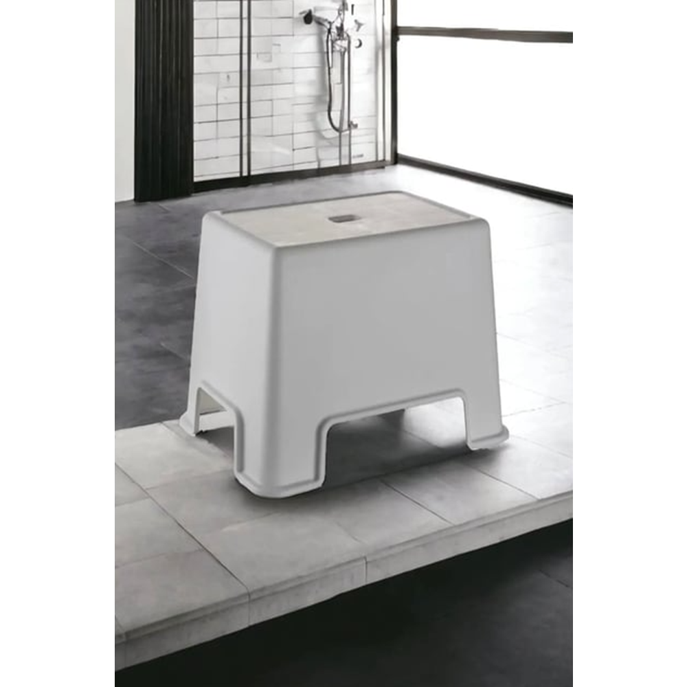 ÖZGEN 2332 İNV0076 BERKİN KAYMAZ BANYO TABURESİ (20)